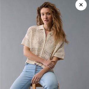 Aerie Women's Cream Knit Sweater. XS